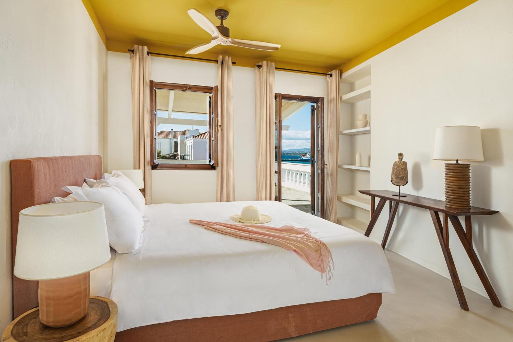 Hotel Teresa Spetses Exterior foto